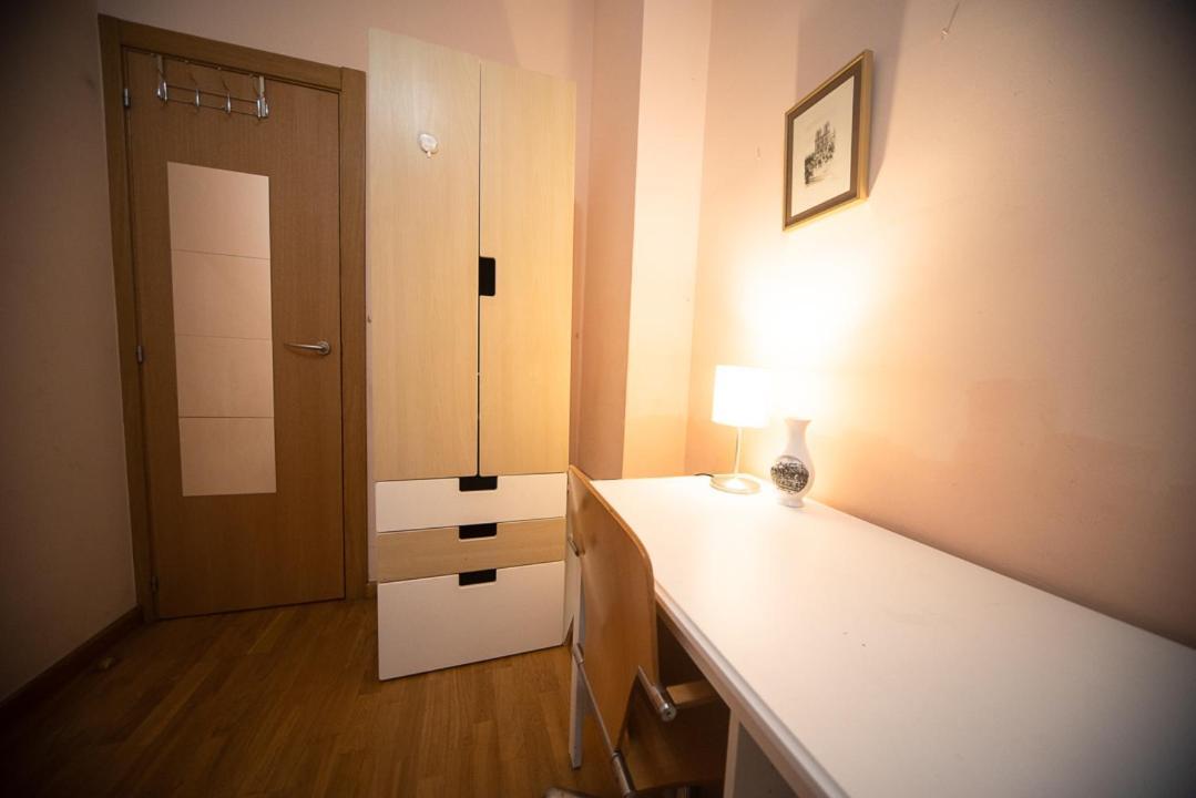 Traditional Rooms In Eixample Barcelona Exteriör bild